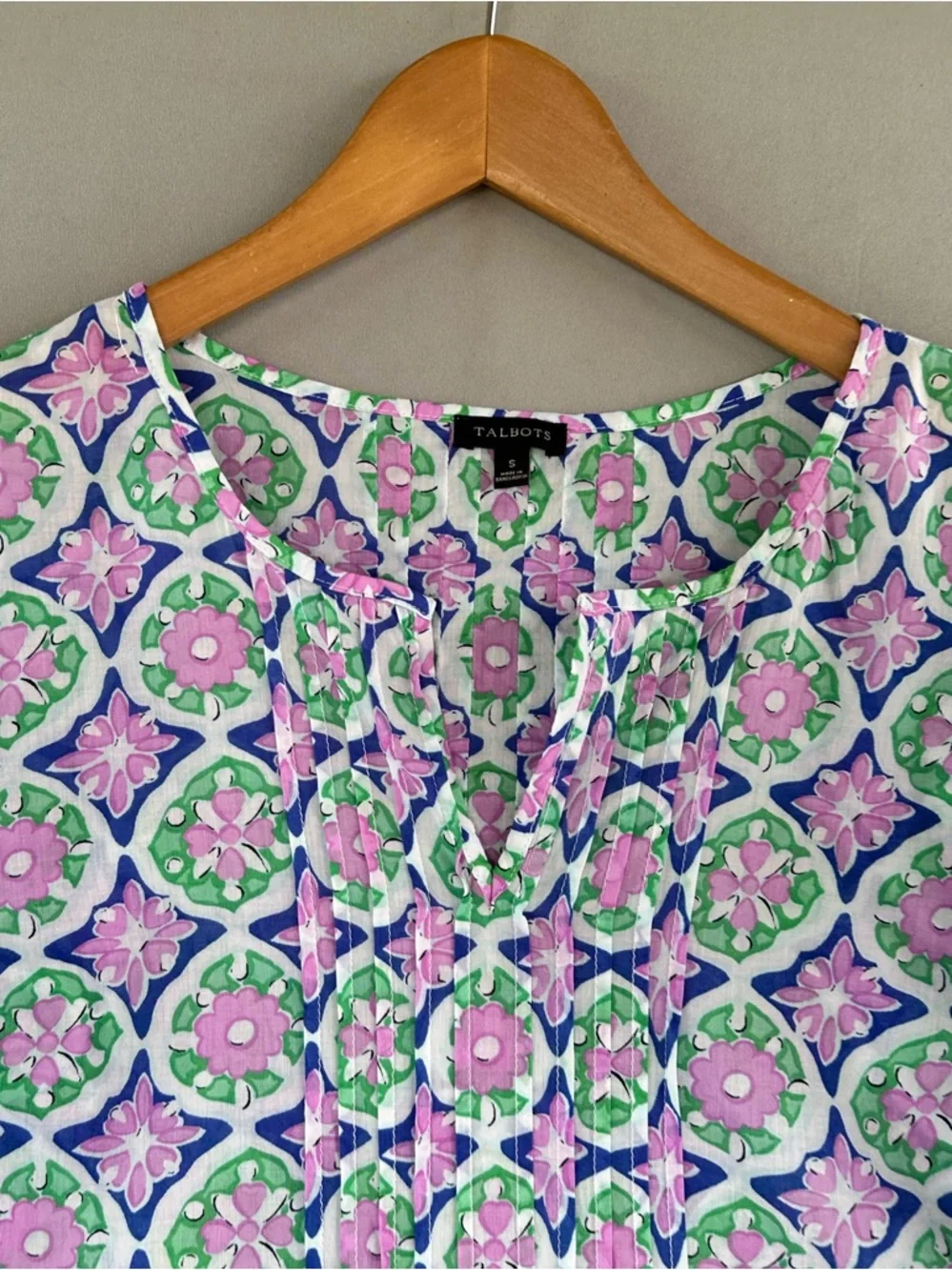 🎉5 for $45🎉 talbots top blouse shirt size S